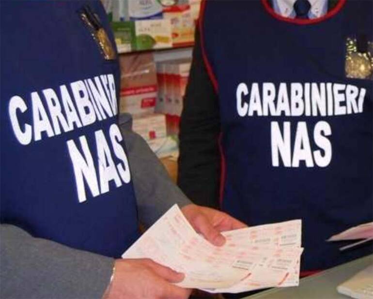 Sant’Anastasia denunciato imprenditore: stoccava farmaci in un deposito senza autorizzazioni