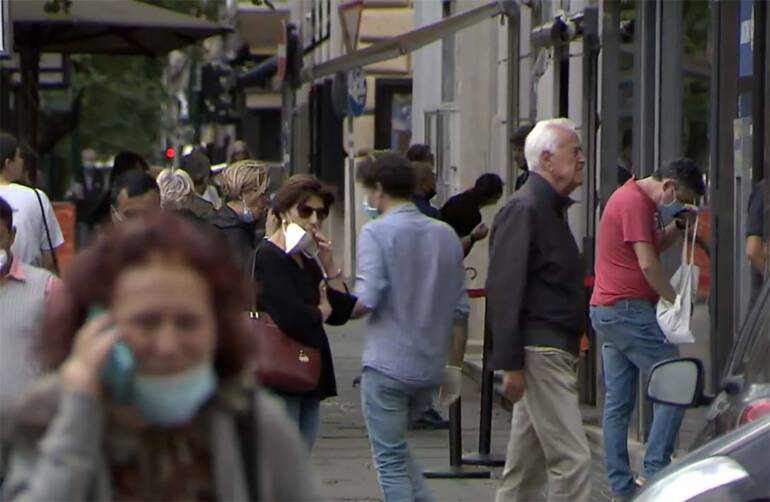 Covid in Campania ancora in calo il contagio