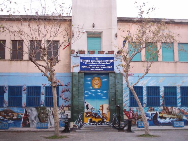 torre del greco istituto nautico