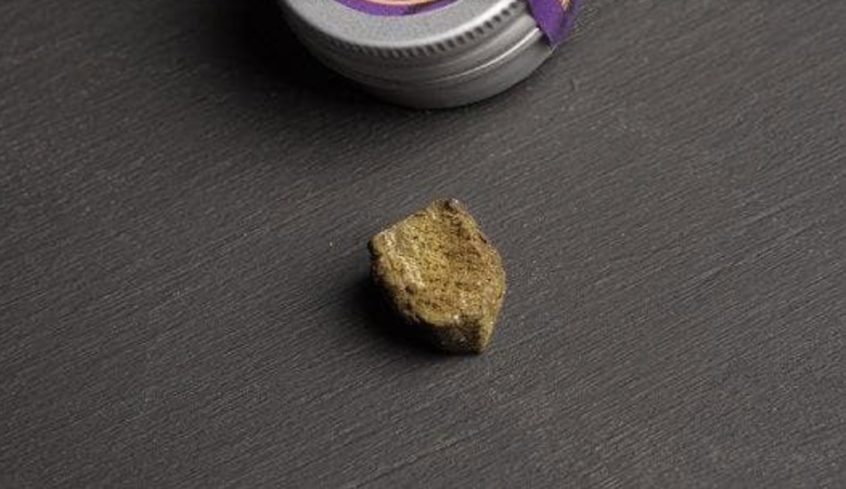 Quando pensi di essere l’unico a non aver ancora provato la marijuana legale