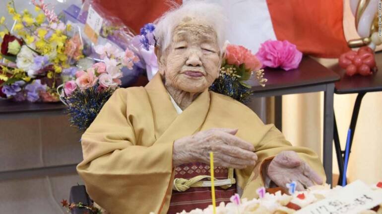 Giappone, morta la donna più vecchia del mondo: aveva 119 anni