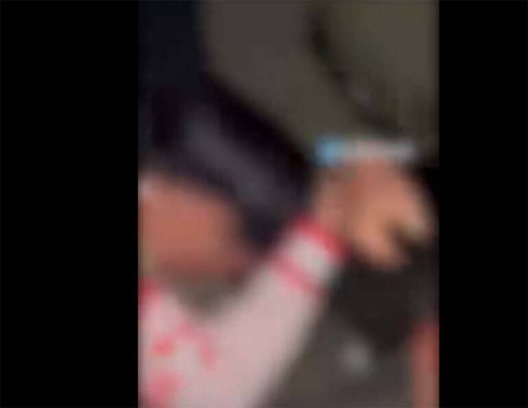 Castellammare, tentata di sfigurare la moglie con l'acido: arrestato