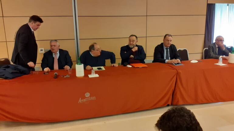 Sanità e tetti di spesa: la Regione Campania convoca le associazioni di categoria