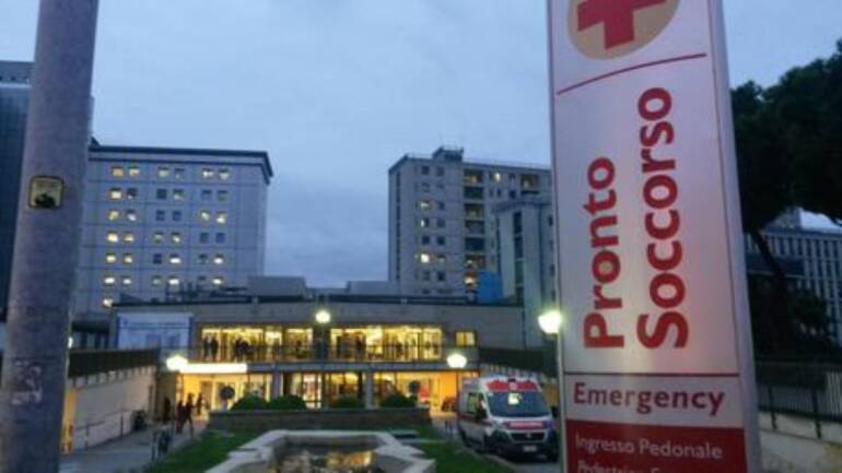 Covid, crisi respiratoria: muore bimbo di 6 anni positivo