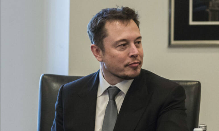 Elon Musk offre 43 miliardi per Twitter, dubbi del CdA