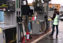 benzina prezzi salgono