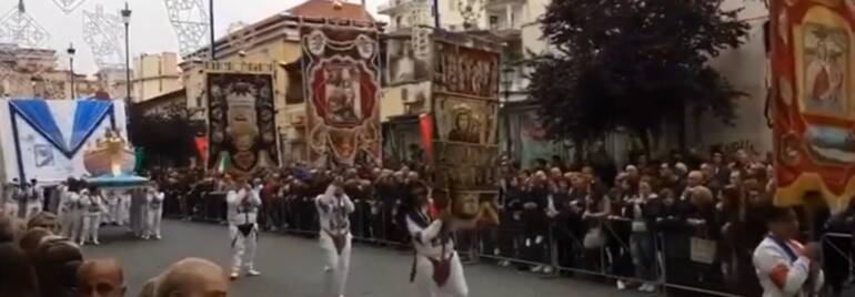 Aversa, rissa tra fujenti durante la processione