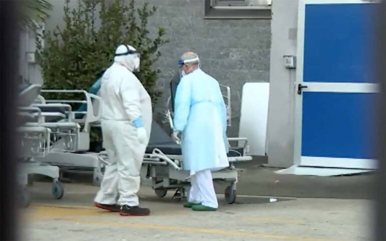 Cardarelli, anche oggi folla al Pronto soccorso