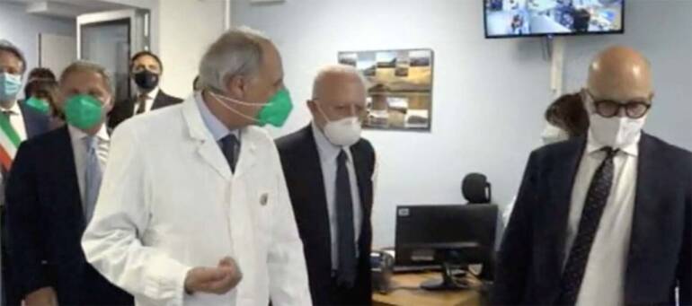Campania, De Luca annuncia: “A Giugliano produzione di farmaci chemioterapeutici”