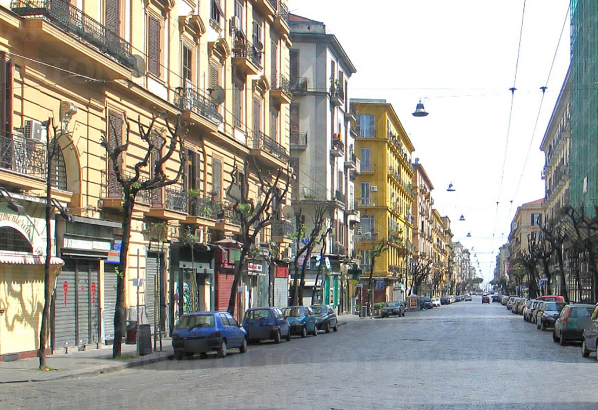 Napoli, nuovo dispositivo di traffico per corso Garibaldi dal 4 al 31 agosto