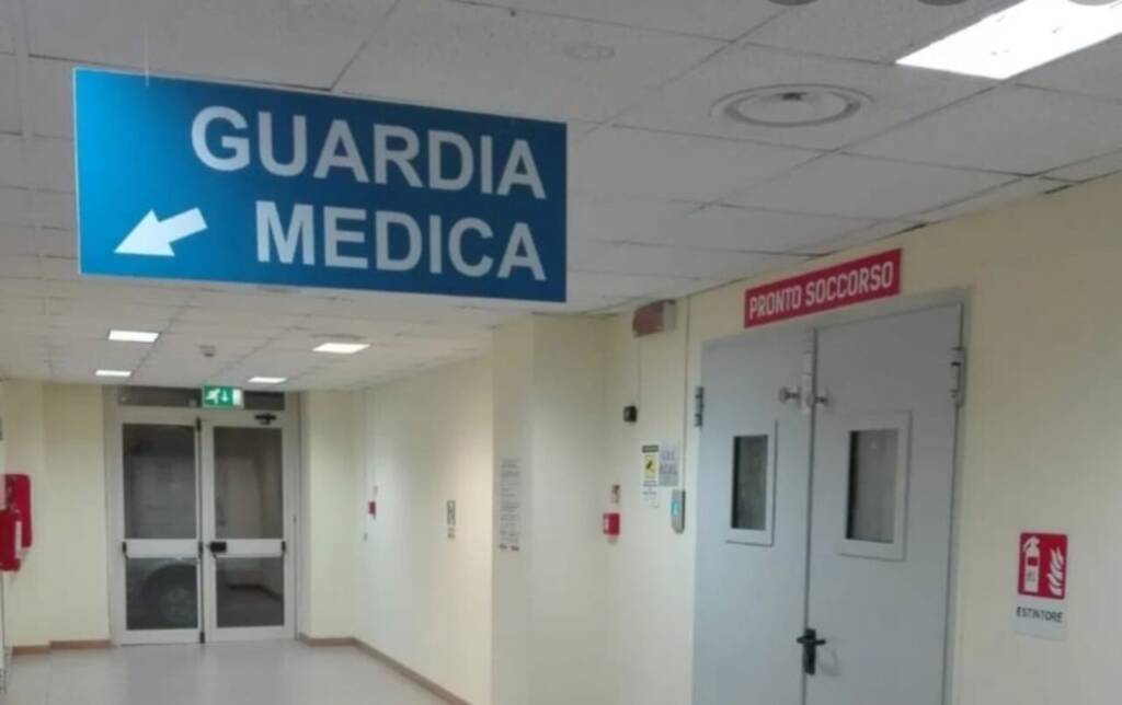 Melito, medico aggredito per un certificato negato