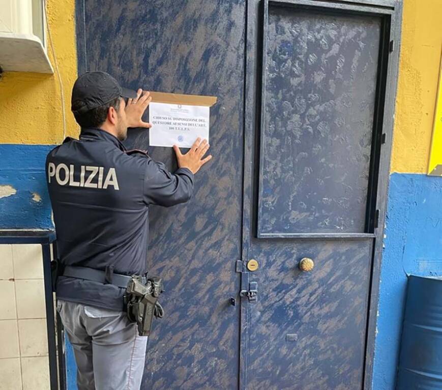 Napoli, 26enne ferito da colpo di pistola: chiuso per 60 giorni locale del centro storico