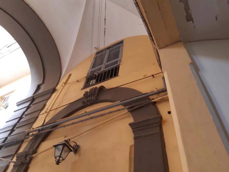 napoli condominio pizzofalco