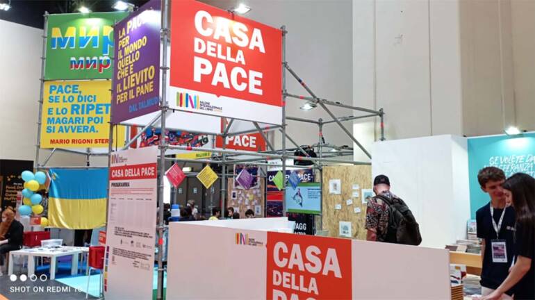 Torino, al Salone del Libro anche la Casa della Pace