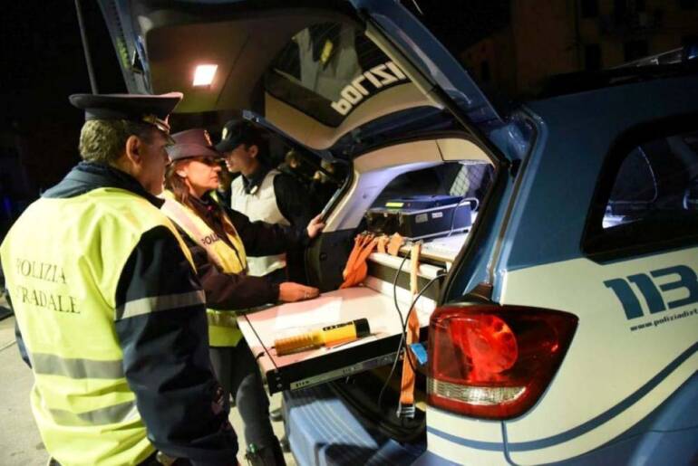Ischia, denunciate 11 persone ubriache alla guida
