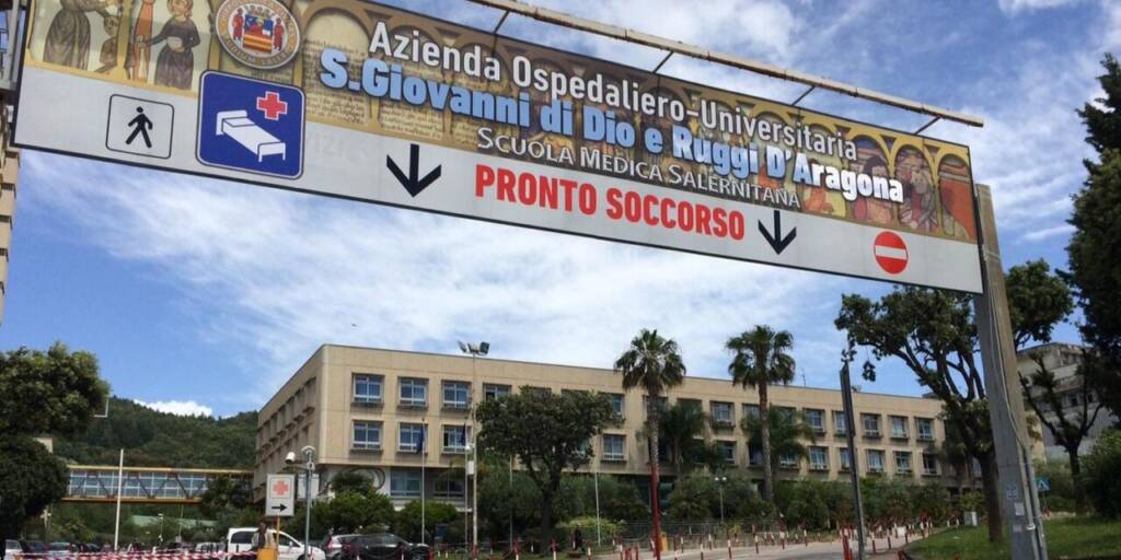 Salerno, scabbia al Ruggi, 8 casi tra pazienti e personale: scatta il protocollo di emergenza