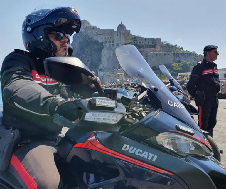 Ischia, perde i soldi e s’inventa di essere stato rapinato: denunciato