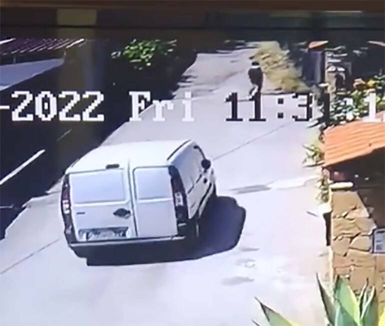 Cercola, morto uno dei tre feriti del furgone bianco: fermato un 29enne. IL VIDEO