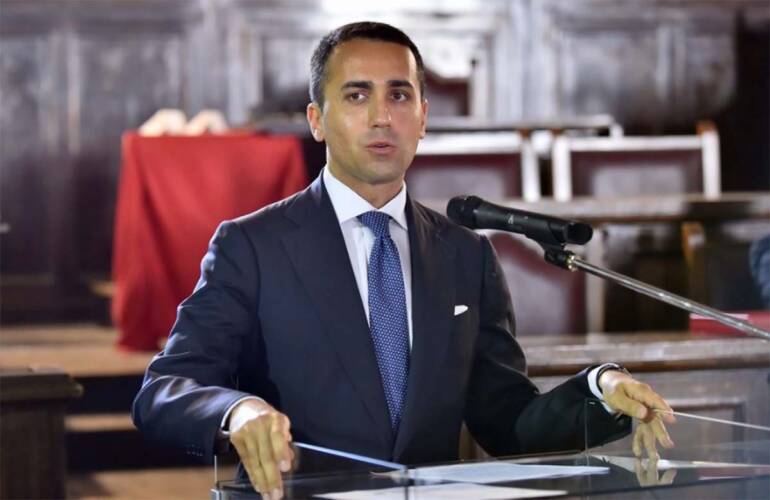Elezioni, per Di Maio la “Destra vuole togliere soldi al Sud”. Serve un fronte comune per il
