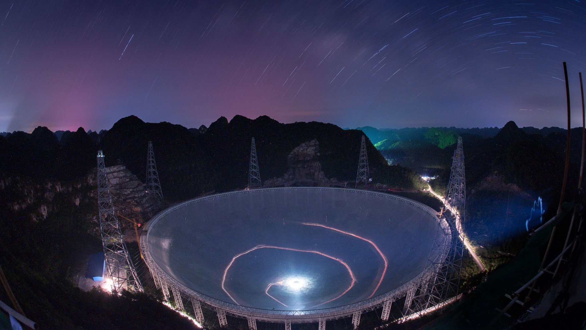 Cina, presunto segnale alieno rilevato da radiotelescopio Fast