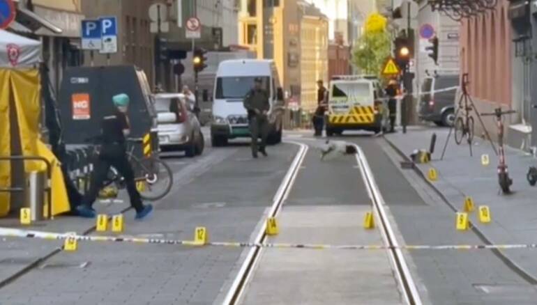 Spari in locale gay, 2 morti e diversi feriti