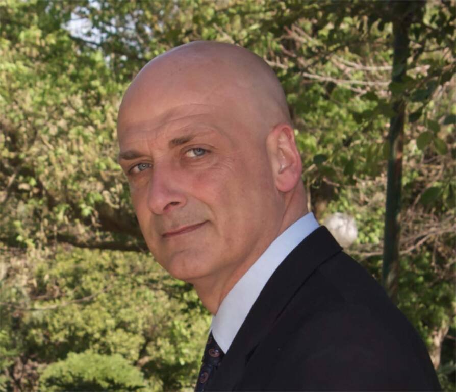 Pozzuoli, l’ex sindaco Figliolia torna libero dopo 142 giorni ai domiciliari