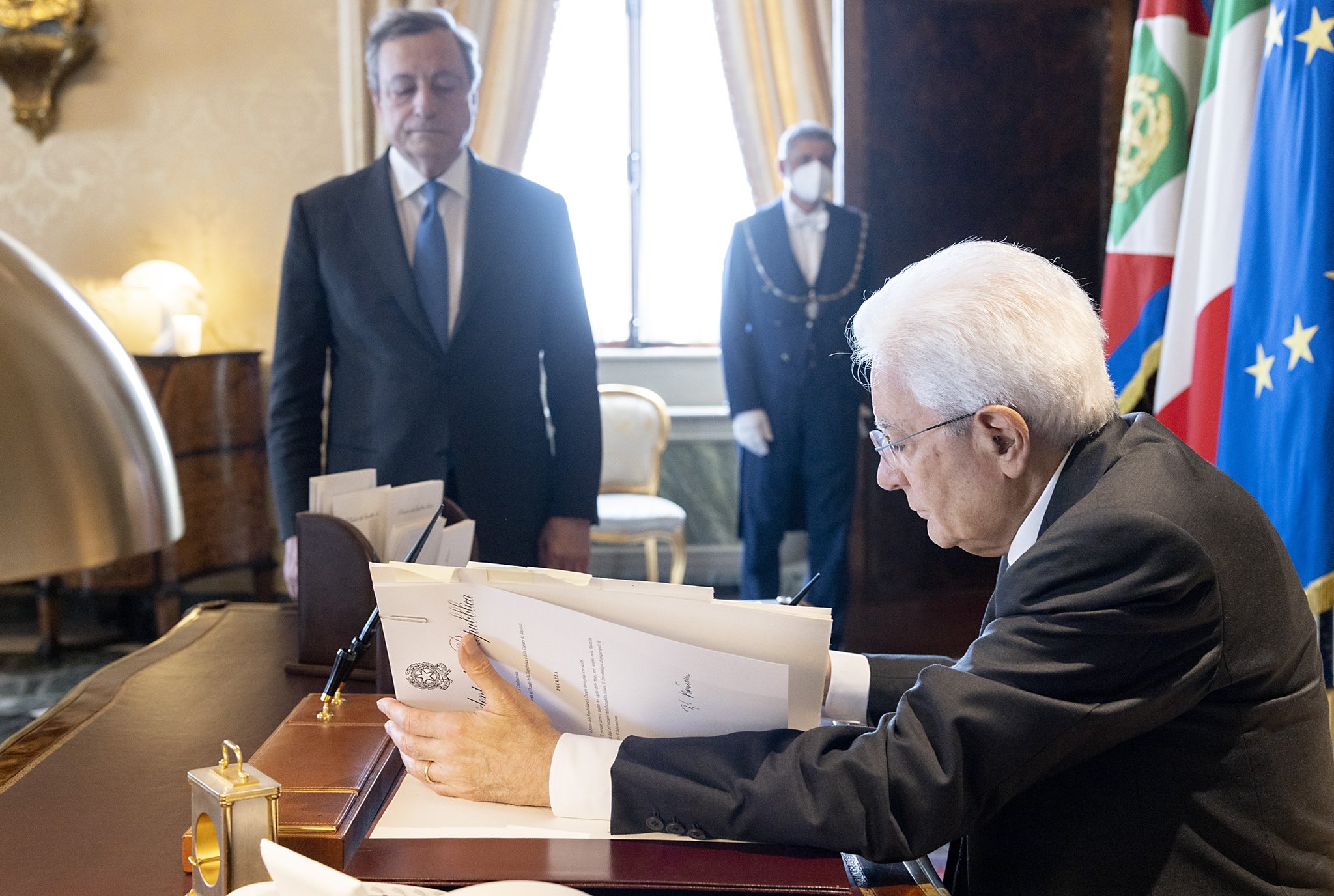 Il presidente Sergio Mattarella scioglie le Camere: elezioni il 25 settembre
