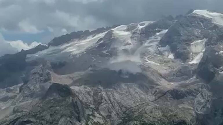 Marmolada, 7 morti, 8 feriti e 14 dispersi ufficialmente