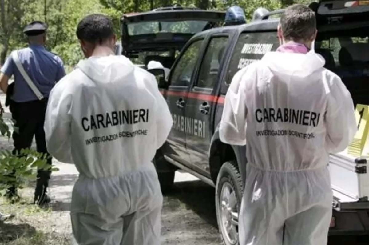 Omicidio a Capua, disabile picchiato a morte e abbandonato in strada: è caccia al nipote