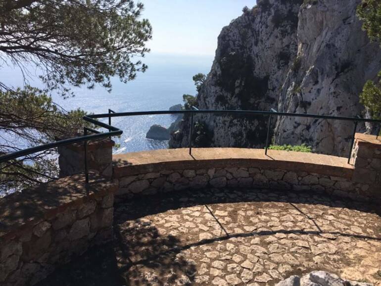 Capri, recuperata la salma del turista americano scomparso