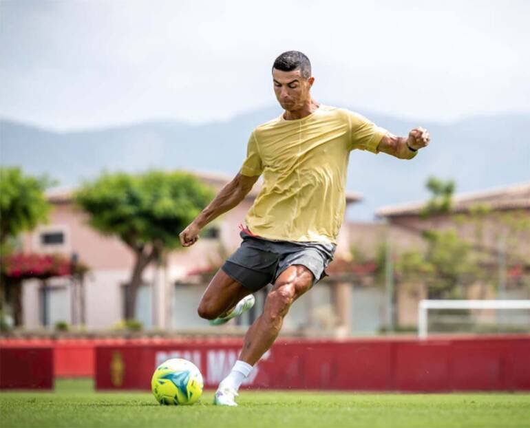 Calcio Napoli, fantamercato dalla Spagna: azzurri vicini a Cristiano Ronaldo