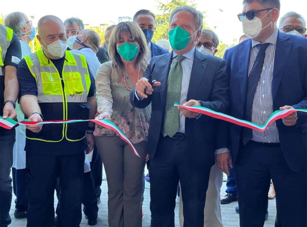 Cronaca Flegrea, inaugurato il nuovo edificio dell’ospedale di Pozzuoli che ospitera’ la centrale del 118 e il servizio Cup