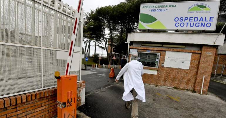 Vaiolo delle scimmie, primo caso al Cotugno