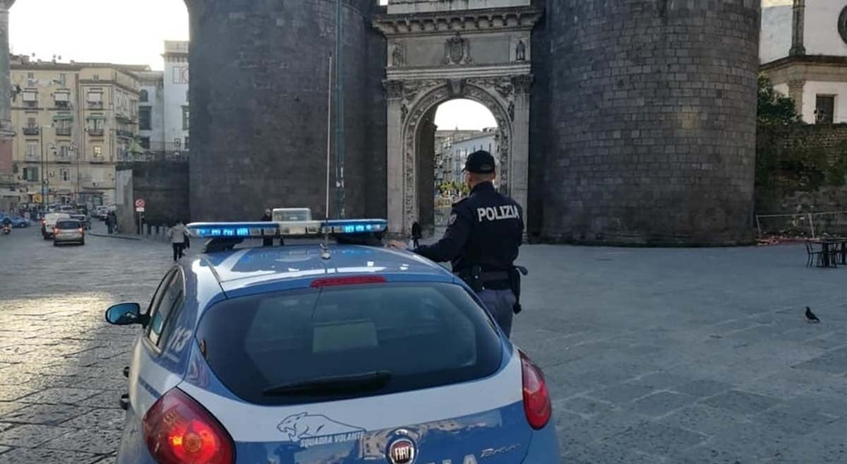 Marocchino arrestato a Porta Capuana per spaccio a Napoli.