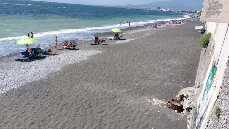 In Campania è SOS spiagge libere. I dati e le proposte di Legambiente