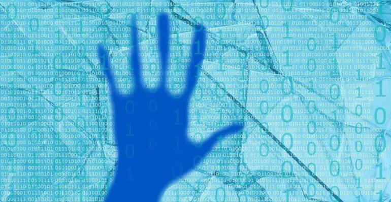Cyberbullismo, nelle scuole campane un progetto di realtà virtuale della Polizia di Stato e della Sapienza Università di Roma