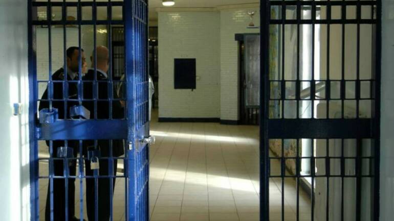 15 suicidi carcere