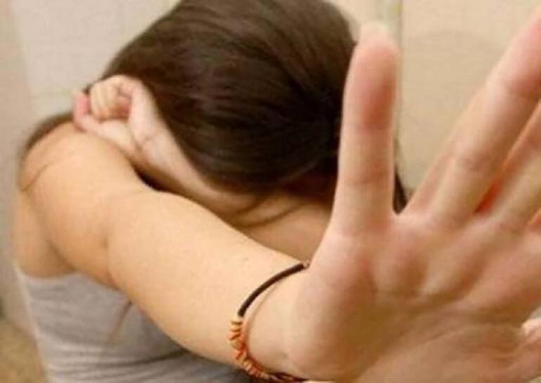 San Gennaro Vesuviano, violenta la figlia disabile della compagna: arrestato