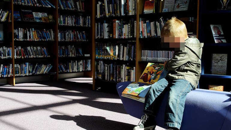 Afragola, bimbo di 9 anni disabile senza scuola, deroga per un posto di sostegno