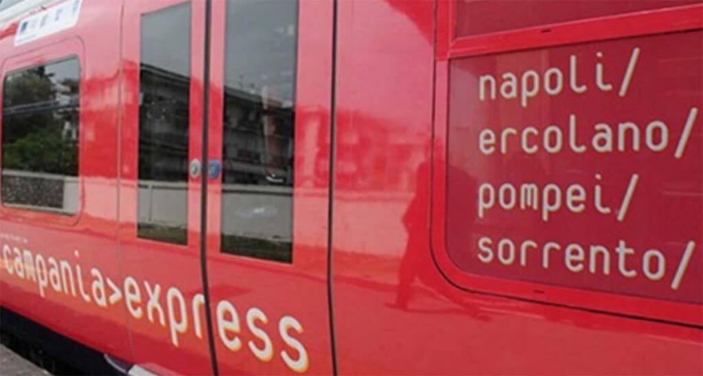 Circumvesuviana, turismo Pompei in difficoltà per i ritardi e disservizi