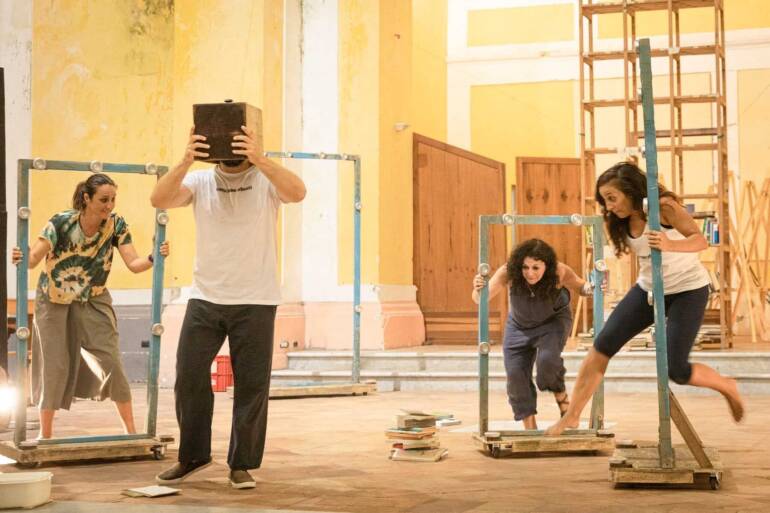 Procida 2022, il teatro lo fanno i cittadini: in scena ‘L’immortale’ di Borges
