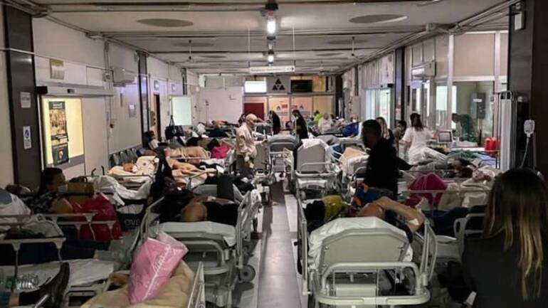 Dottoressa schiaffeggiata al Cardarelli e autista del 118 picchiato a Bacoli
