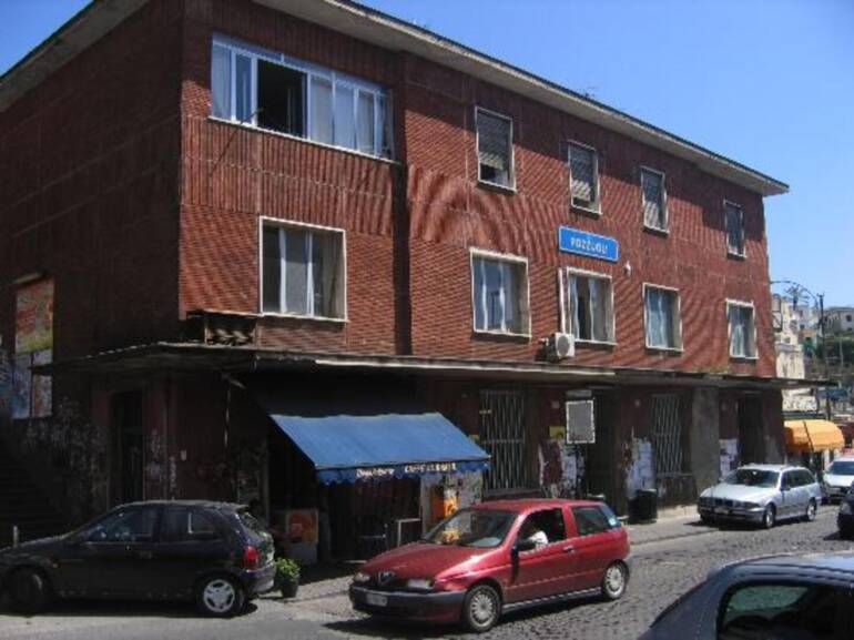Pozzuoli, the Cantieri della Cumana station will close from October 3rd