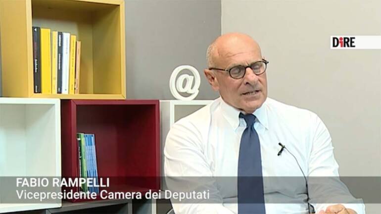 Rampelli: con FDI al 30% e vittoria del centrodestra presidenzialismo, super risorse a Roma, priorità adozioni per etero