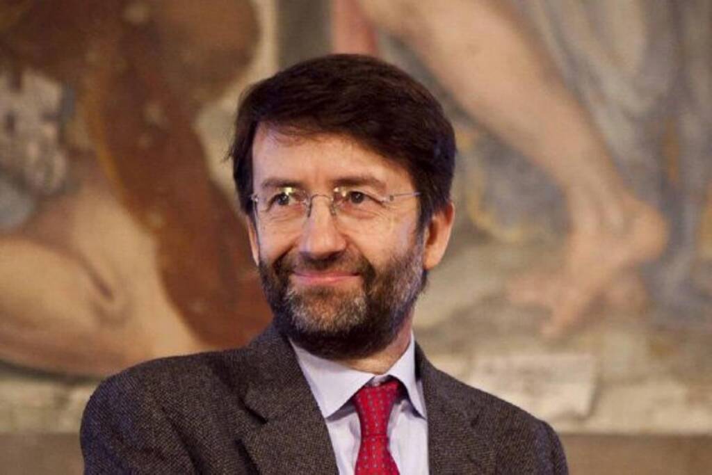 Elezioni, Franceschini: “Giù le mani dal reddito di cittadinanza”