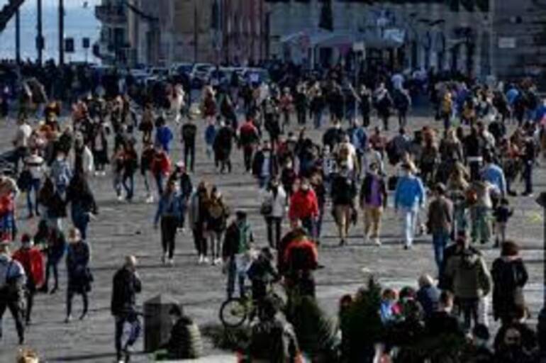 Covid in Campania 721 nuovi casi e 17 decessi