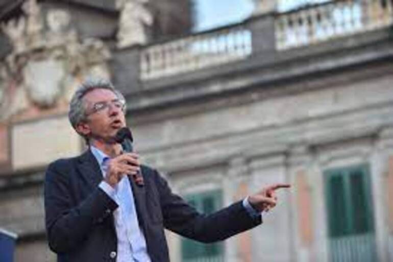 Napoli, Manfredi attacca De Magistris: ‘Io bugiardo? Fatti sotto gli occhi di tutti’