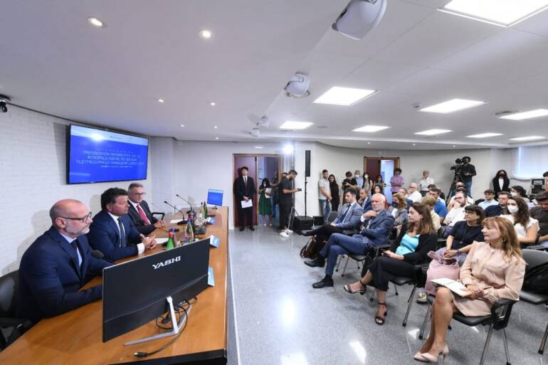 Terna e Università di Salerno, con ‘Tyrrhenian Lab’ formazione e assunzione per 15 laureati 