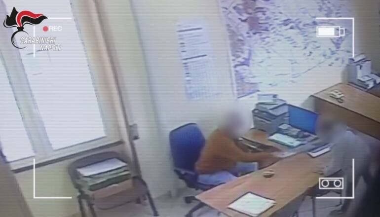 A Scisciano sesso e soldi al comune per favori e appalti: 13 misure cautelari.Il video