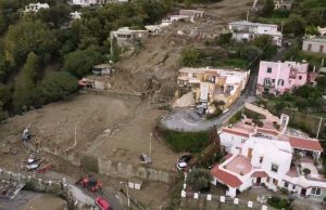 Frana di Ischia, le famiglie delle vittime si oppongono all’archiviazione: “L’evento era prevedibile”